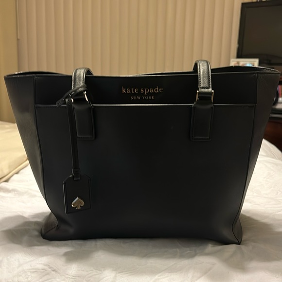 Kate spade Tote - Picture 1 of 4